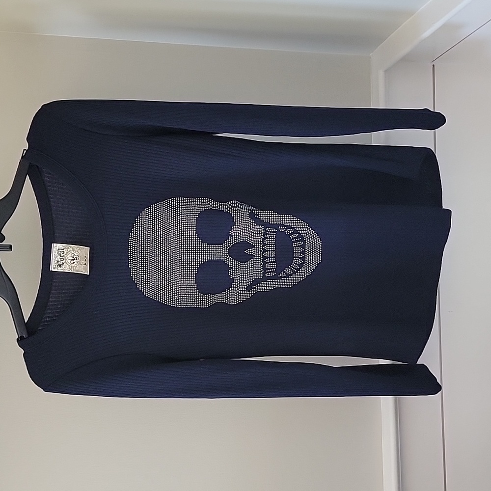 Vocal skull top